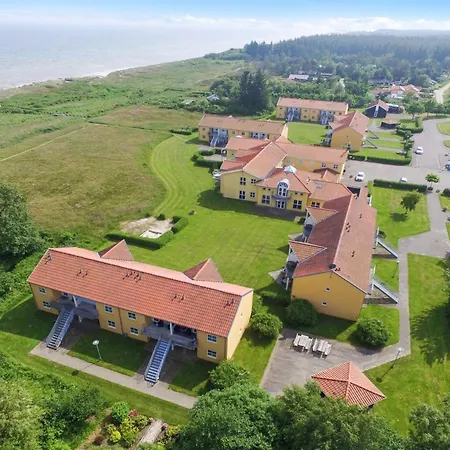 Enni - 100m From The Sea By Interhome Hals